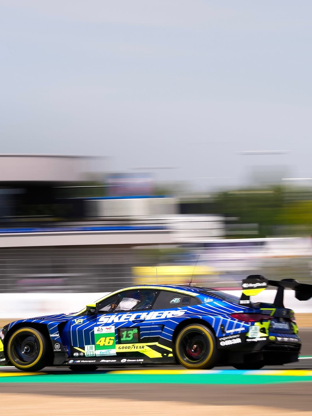 Valentino Rossi alla 24h di Le Mans: le foto dei primi giri in pista