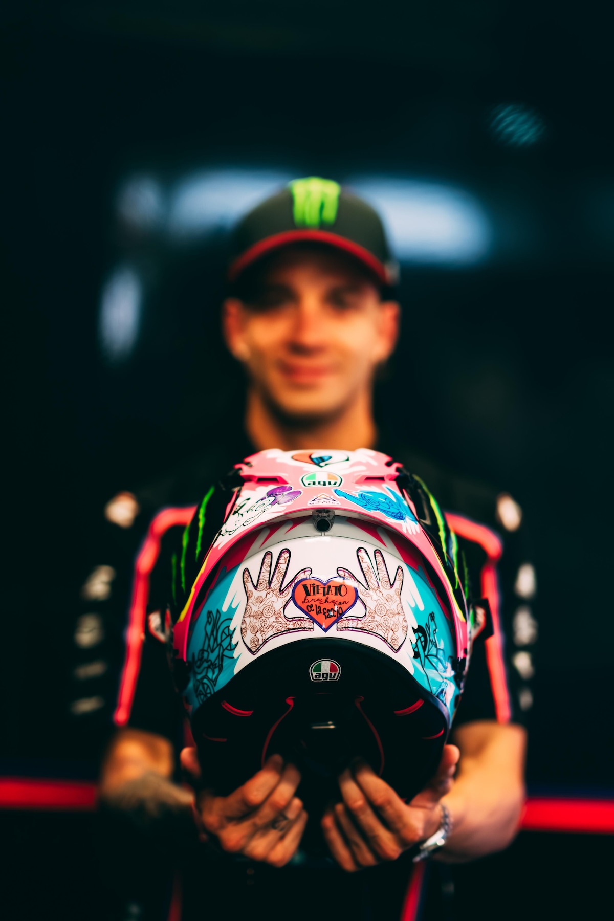 MotoGP, Bezzecchi al Mugello con l'iniziativa benefica "Caschi per il Cuore"
