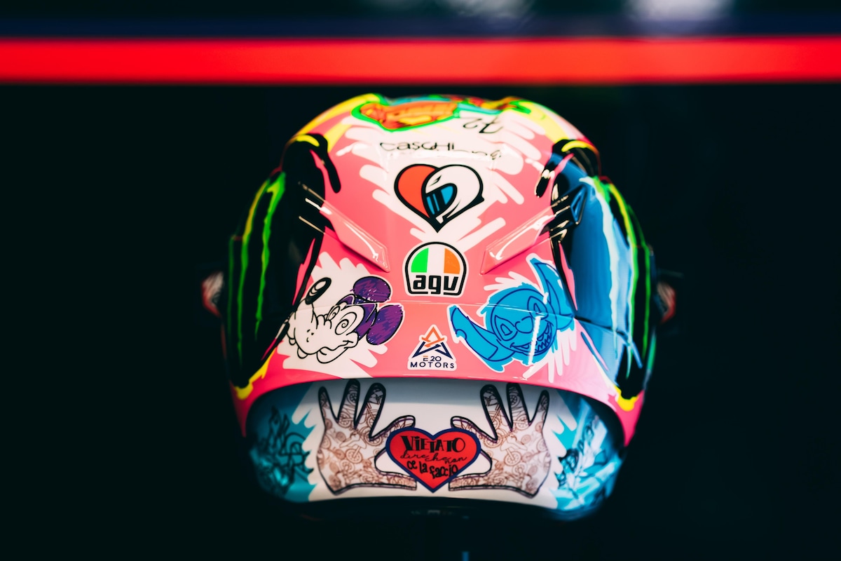 MotoGP, Bezzecchi al Mugello con l'iniziativa benefica "Caschi per il Cuore"