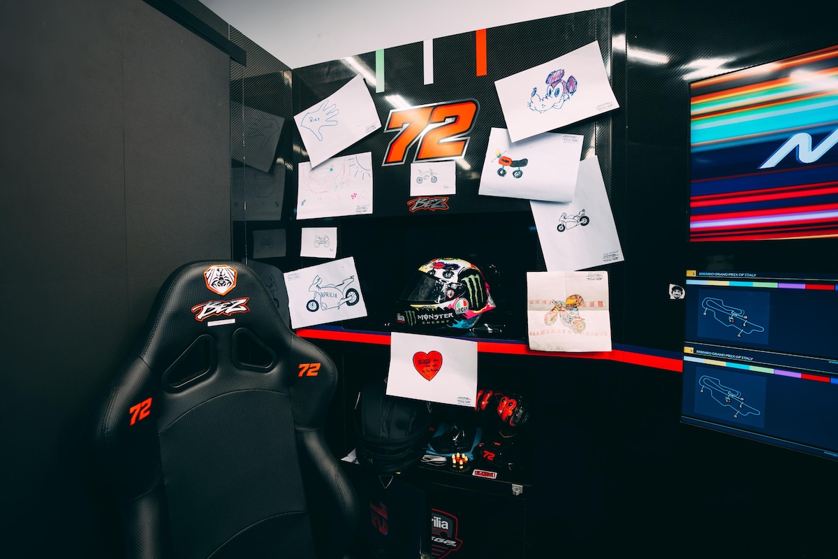 MotoGP, Bezzecchi al Mugello con l'iniziativa benefica "Caschi per il Cuore"
