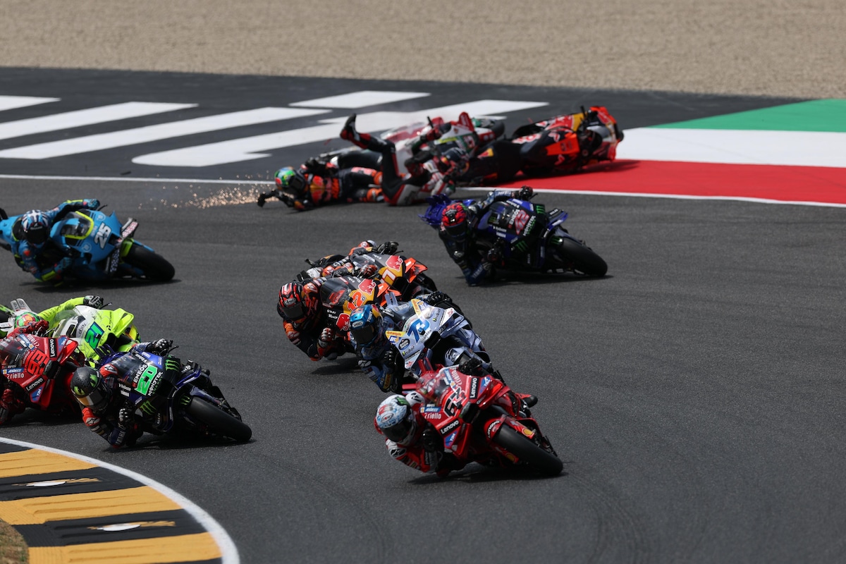 MotoGP, Sprint Mugello: incidente al via tra Di Giannantonio, Binder e Zarco