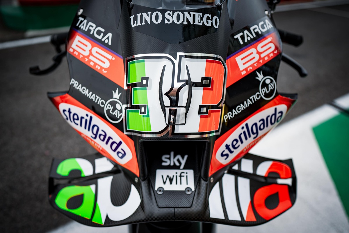 MotoGP, Aprilia celebra il Mugello indossando il tricolore : le foto della livrea