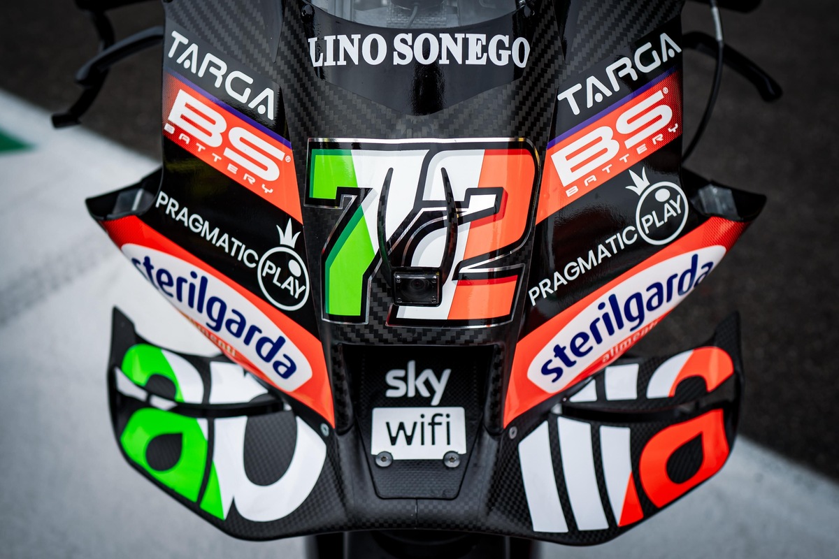 MotoGP, Aprilia celebra il Mugello indossando il tricolore : le foto della livrea