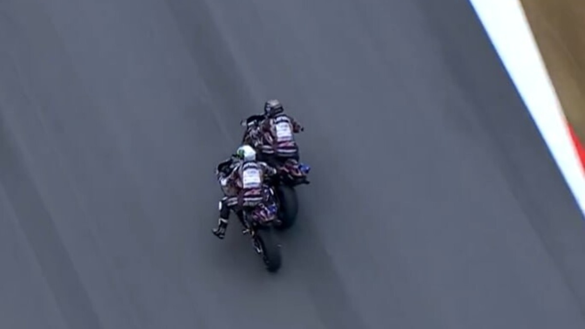 MotoGP, il contatto pericoloso tra Bagnaia e Marquez: la sequenza