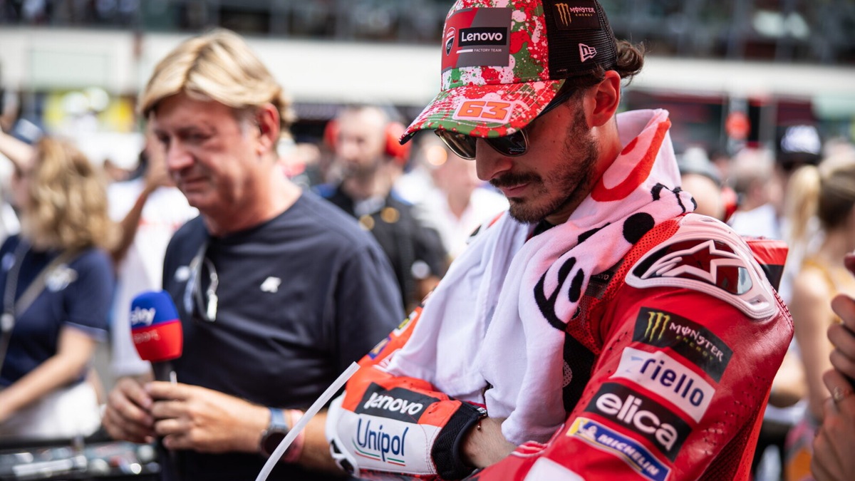 MotoGP, Lorenzo: “Come Pecco sono un pilota sensibile, lo difendo”