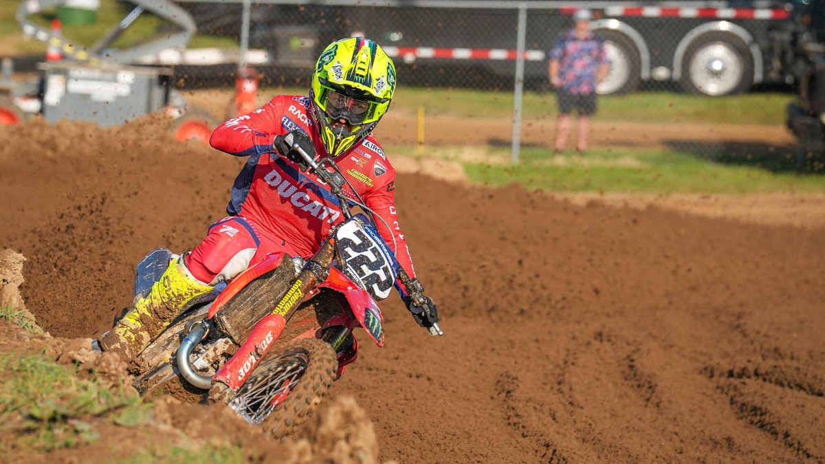 MXGP, Cairoli e la Desmo450 MX al debutto in America: ecco le foto