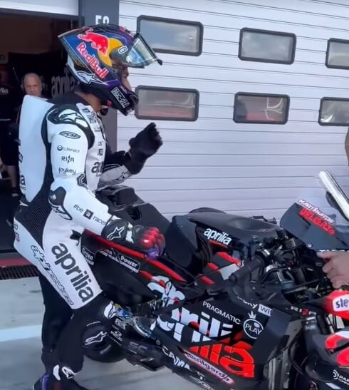 MotoGP, Jorge Martin prepara il ritorno: tutte le foto del test a Misano