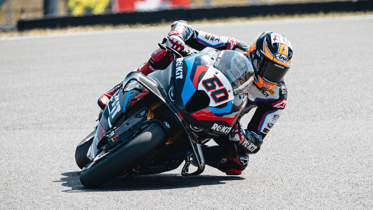 SBK, Donington da incubo per Van der Mark: BMW si scusa con Michael