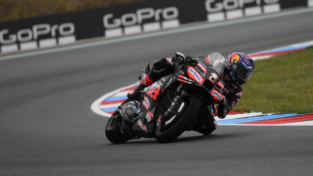 MotoGP Brno, il ritorno di Jorge Martin in sella all'Aprilia: le foto