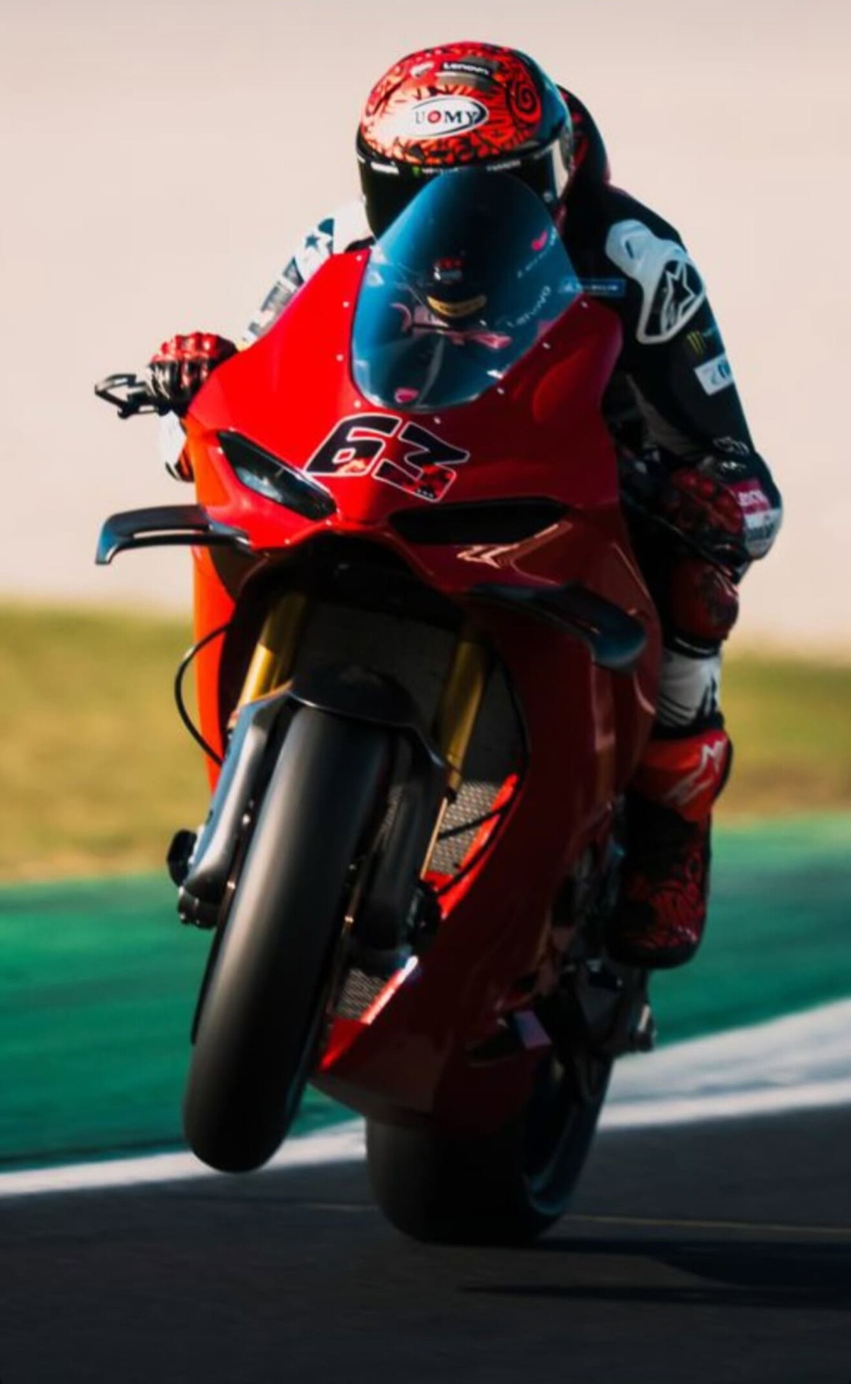 MotoGP, vacanze finite per Pecco Bagnaia: dalla Sardegna a Misano