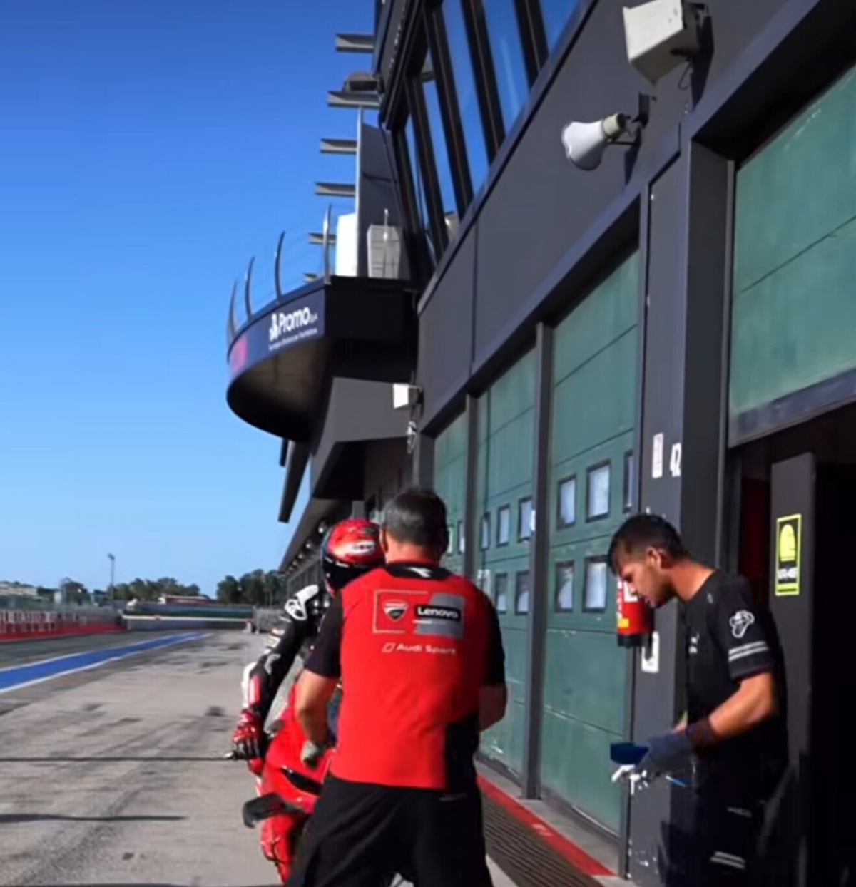 MotoGP, vacanze finite per Pecco Bagnaia: dalla Sardegna a Misano