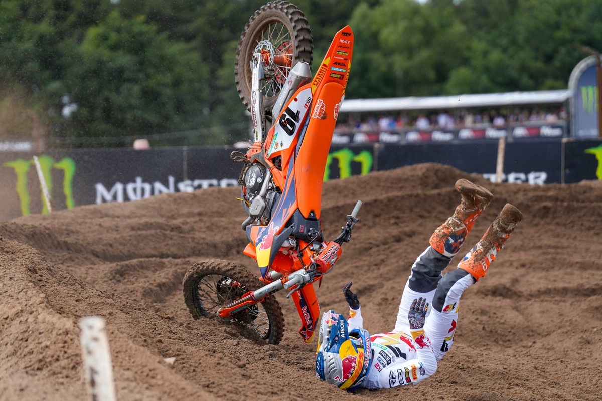La spettacolare caduta di Sacha Coenen a Lommel