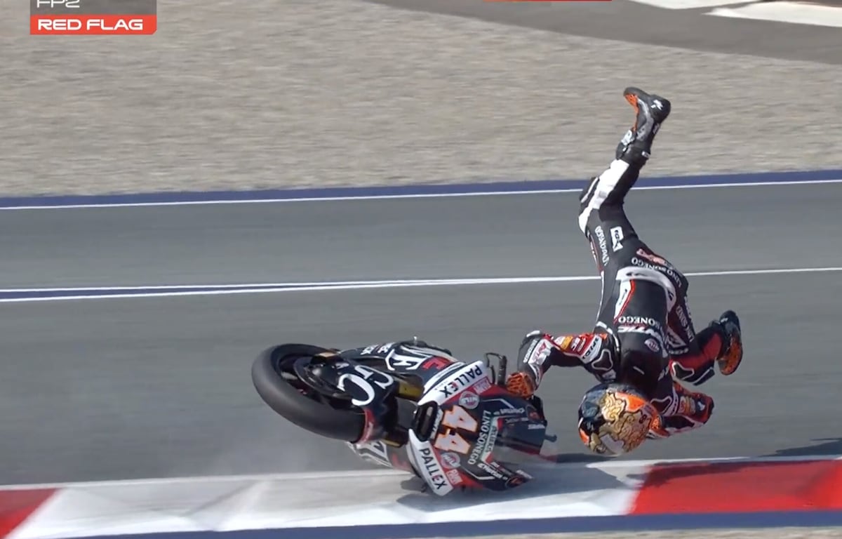 Moto2, high side spaventoso di Aron Canet in Austria