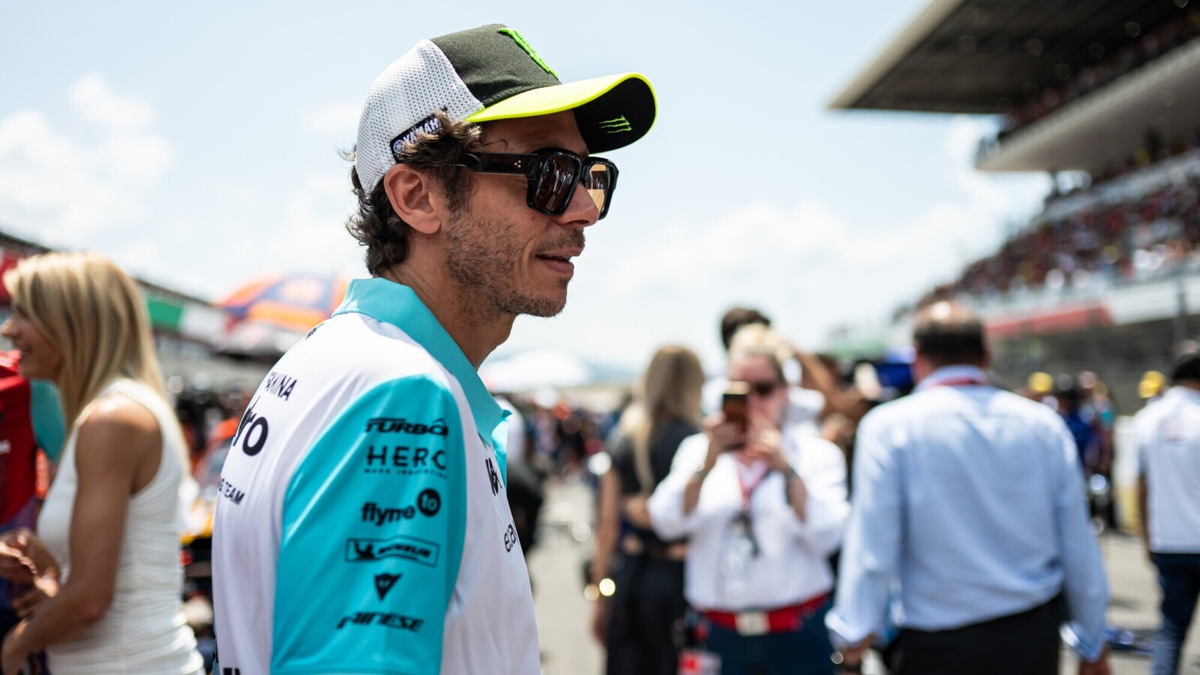 MotoGP, svelato il segreto: Valentino Rossi assente alla parata delle leggende, ecco il motivo