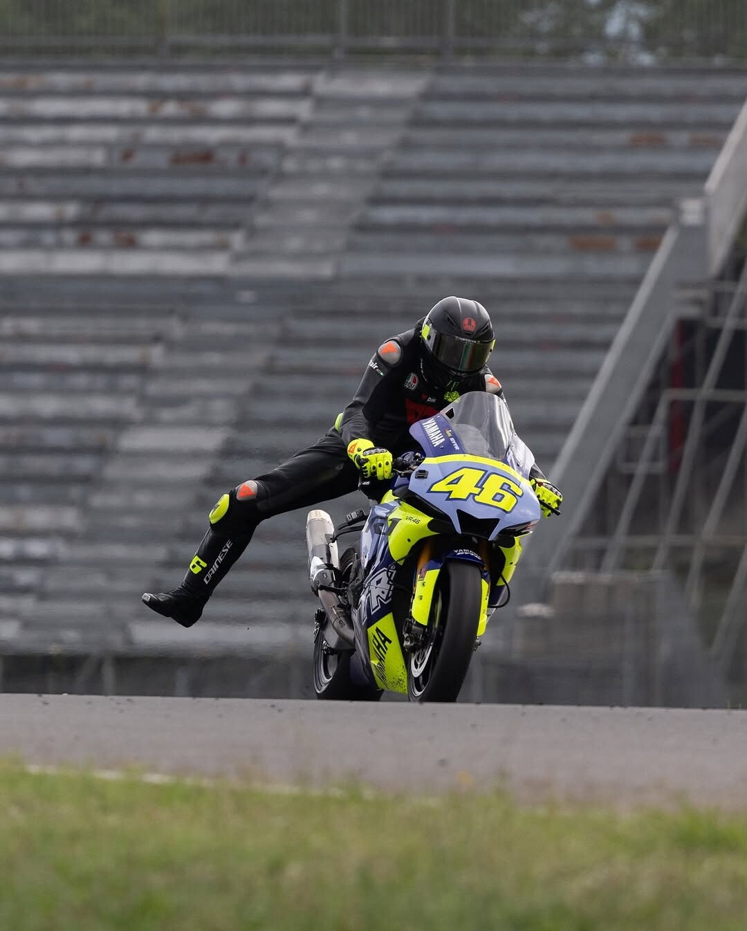 MotoGP, Valentino Rossi, Morbidelli, Aldeguer e tanti altri in pista al Mugello