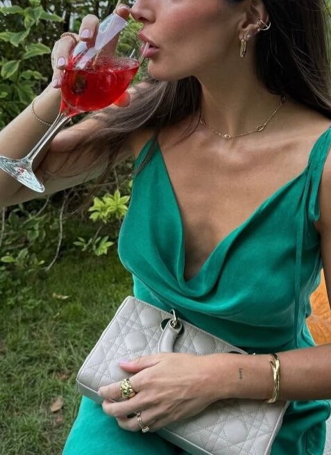 Marc Marquez e Gemma Pinto elegantissimi al matrimonio di Mauro Grassilli