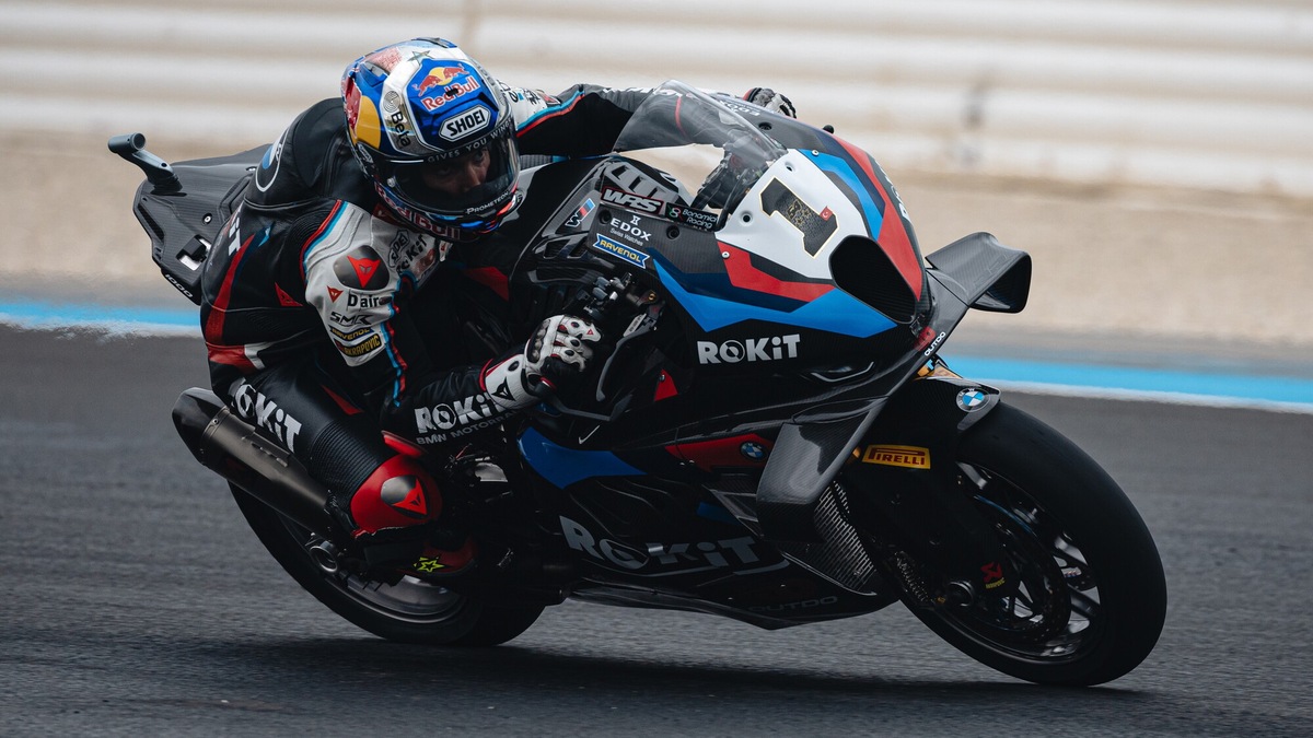SBK Magny-Cours: Razgatlioglu già al comando nelle FP1, Bulega 3°