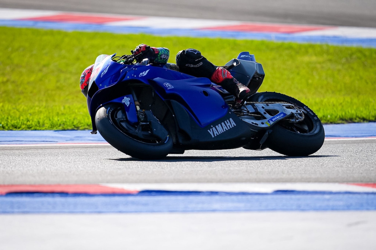 In casa Yamaha il futuro è qui: le prima foto di Quartararo in sella al V4