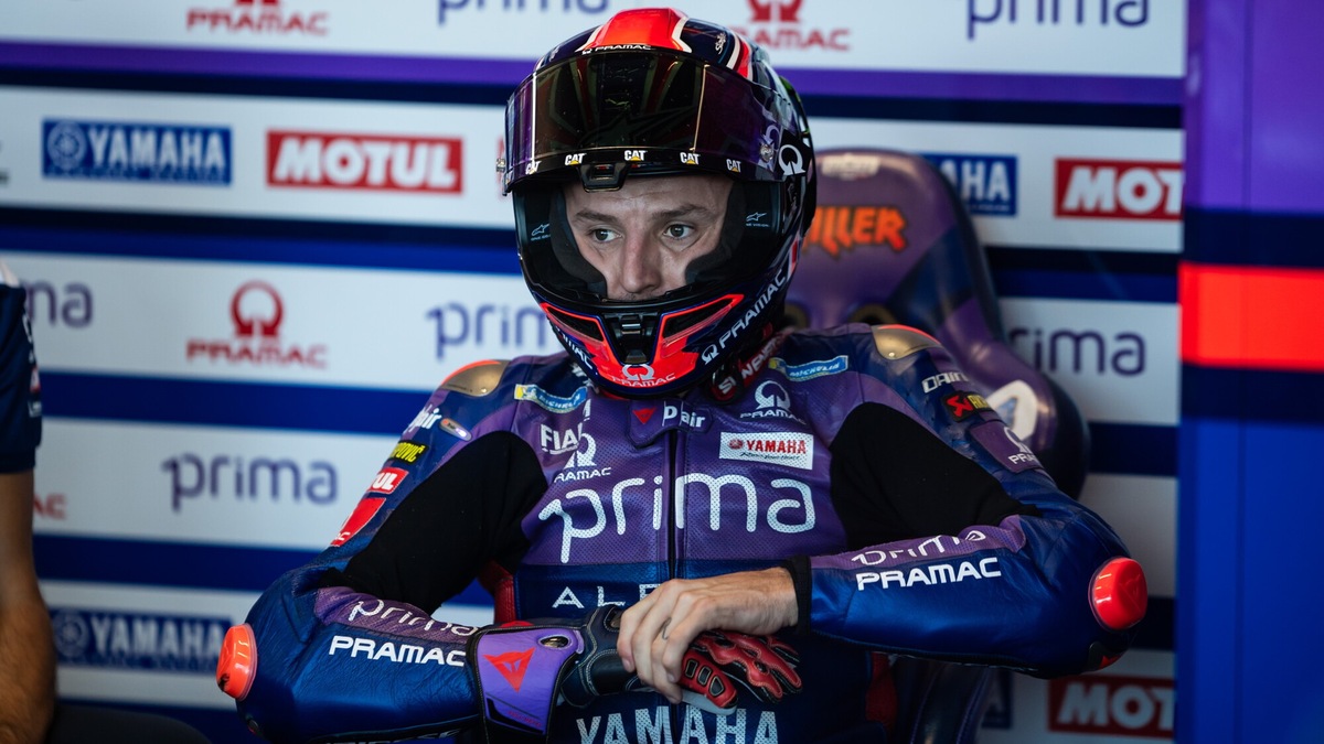 MotoGP, la disavventura di Miller contromano in pista: 2000 euro di multa per... una birra