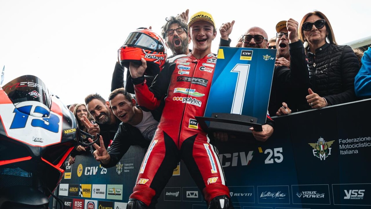 CIV Mugello, SSP: Rato vince in volata su Farioli, terzo Zannoni