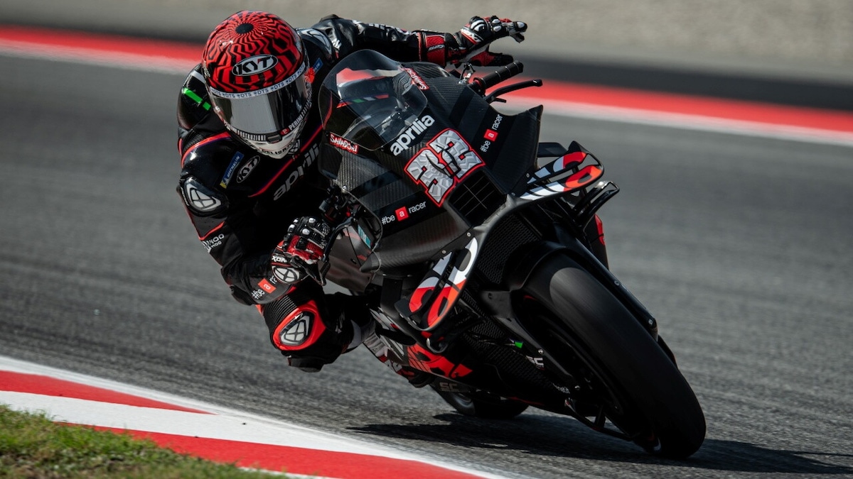 Martin infortunato, Savadori sull'Aprilia di Jorge nella MotoGP di Phillip Island