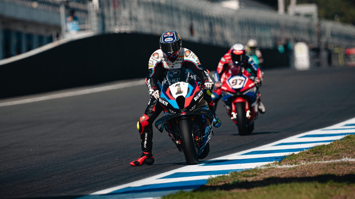 SBK LIVE, Gara 1 Estoril: segui la cronaca minuto per minuto