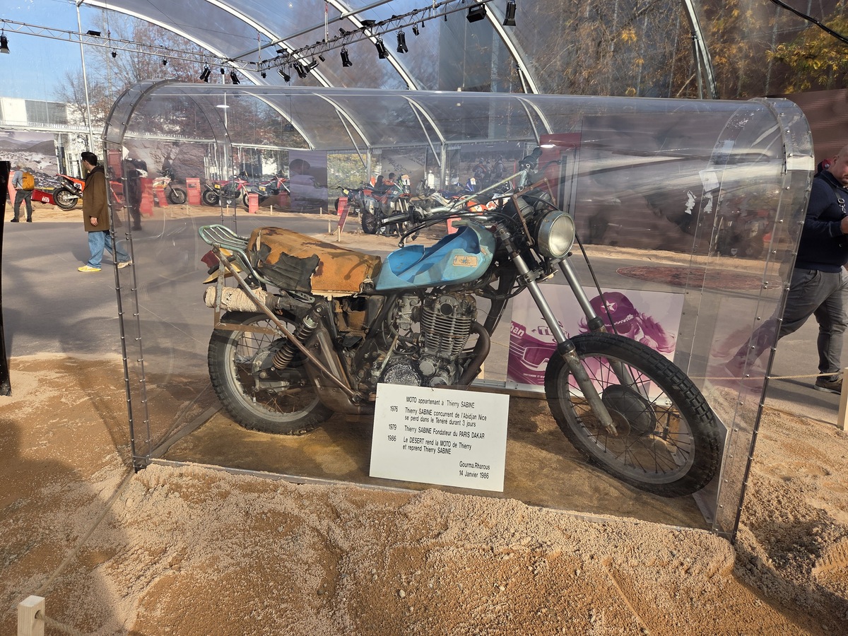 EICMA 2025, dalla moto di Sabine alla KTM di Sanders: tutta la storia della Dakar