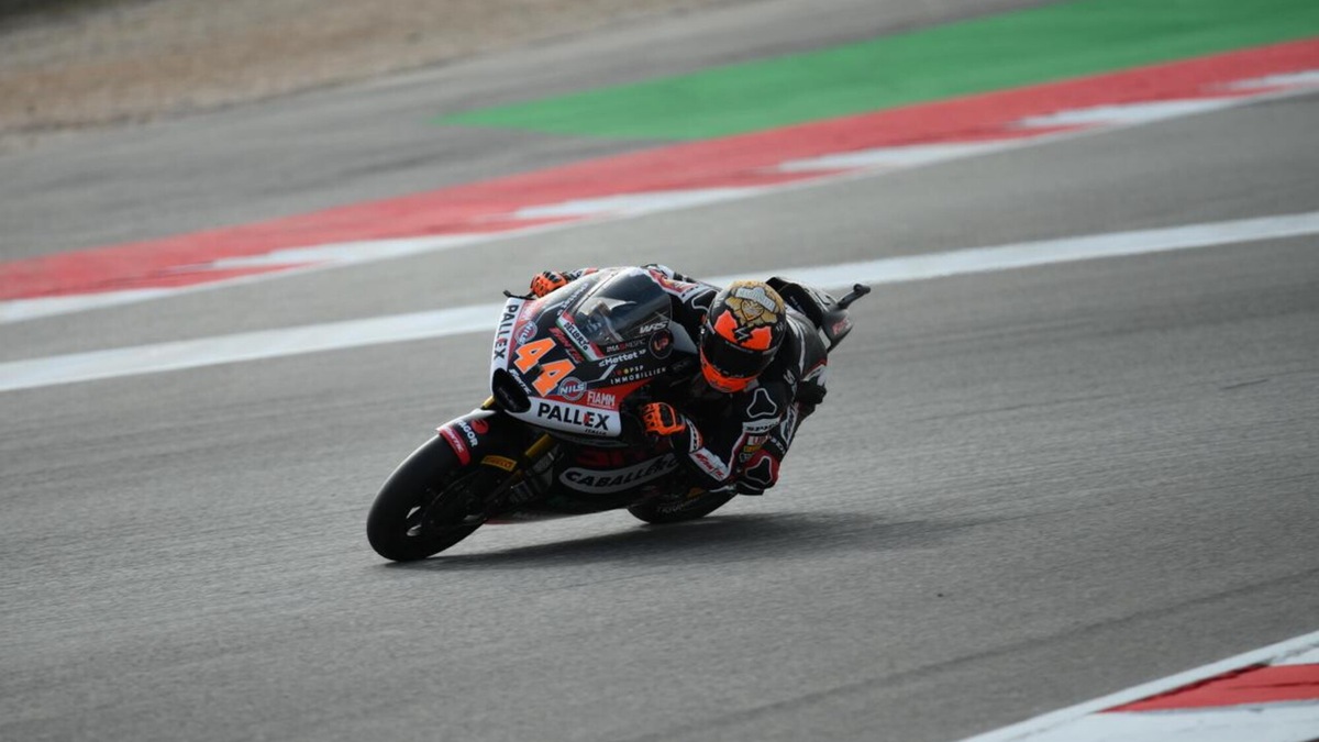 Moto2 Portimao: Aron Canet apre le danze precedendo Jake Dixon, quarto Celestino Vietti