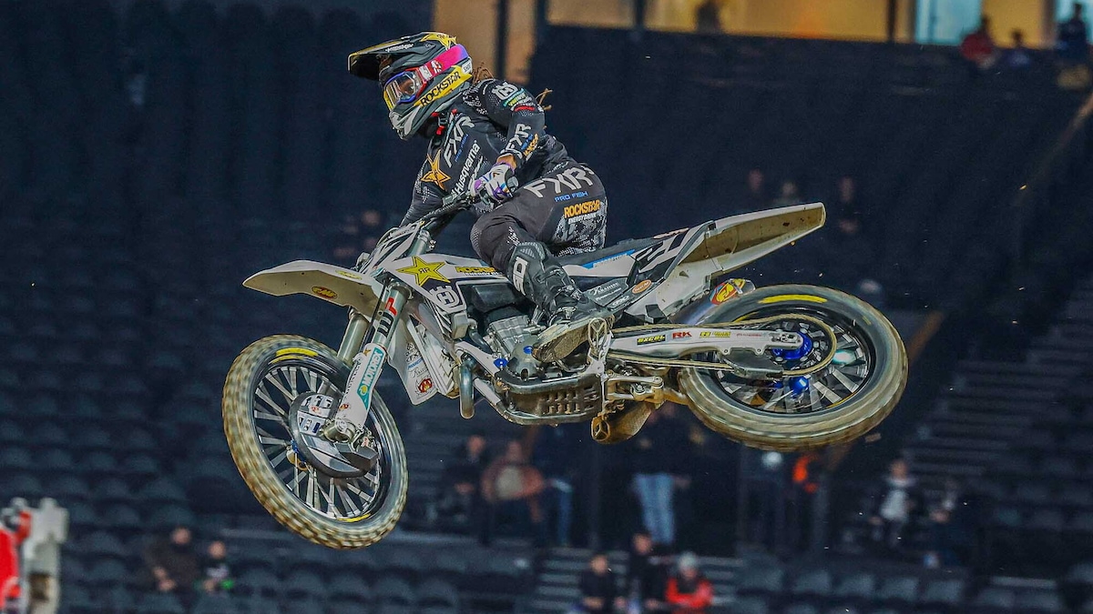 Supercross: Stewart re di Parigi