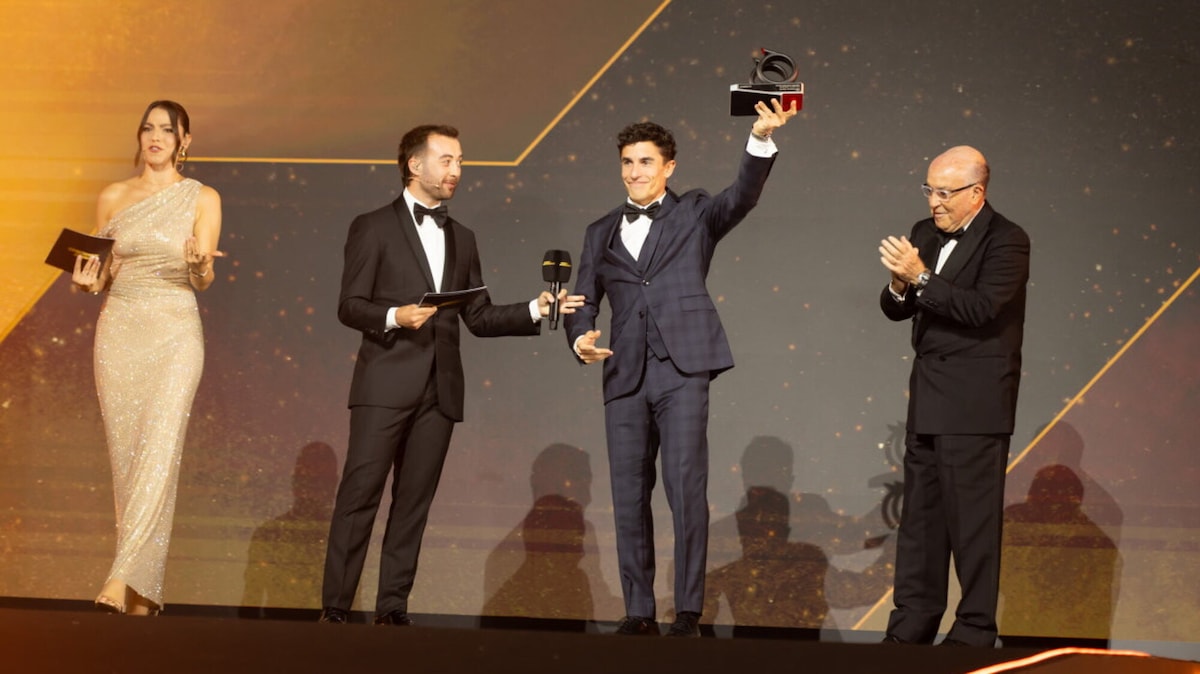 Fischi a Valentino Rossi durante il MotoGP Awards: l'intervento di Marc Marquez