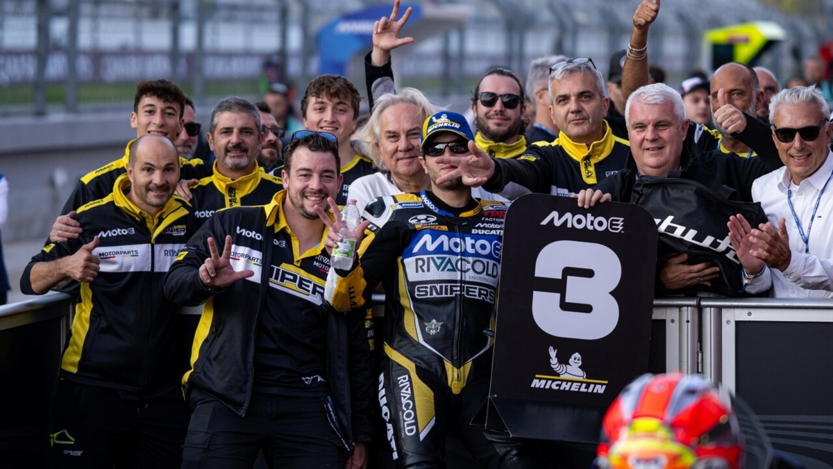 Moto3, Cecchini: "Se non mi divertissi, mica girerei il mondo dal 1992"