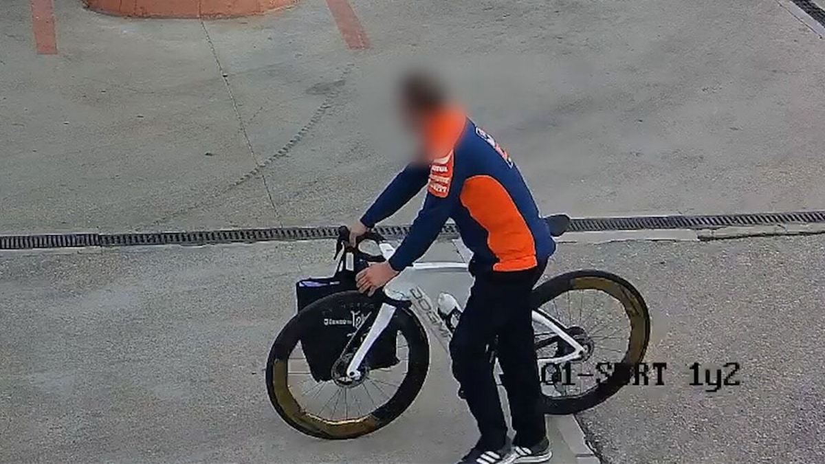 MotoGP: ritrovata la bici di Martín, rubata da un uomo vestito KTM