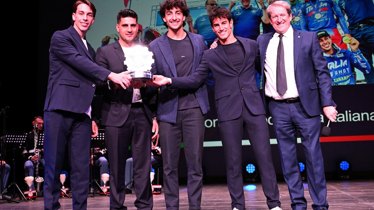 Moto d'Oro FMI: la gallery di una notte magica