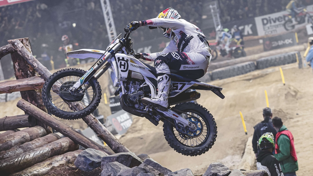 SuperEnduro, altro dominio: Billy Bolt inarrestabile anche in Germania
