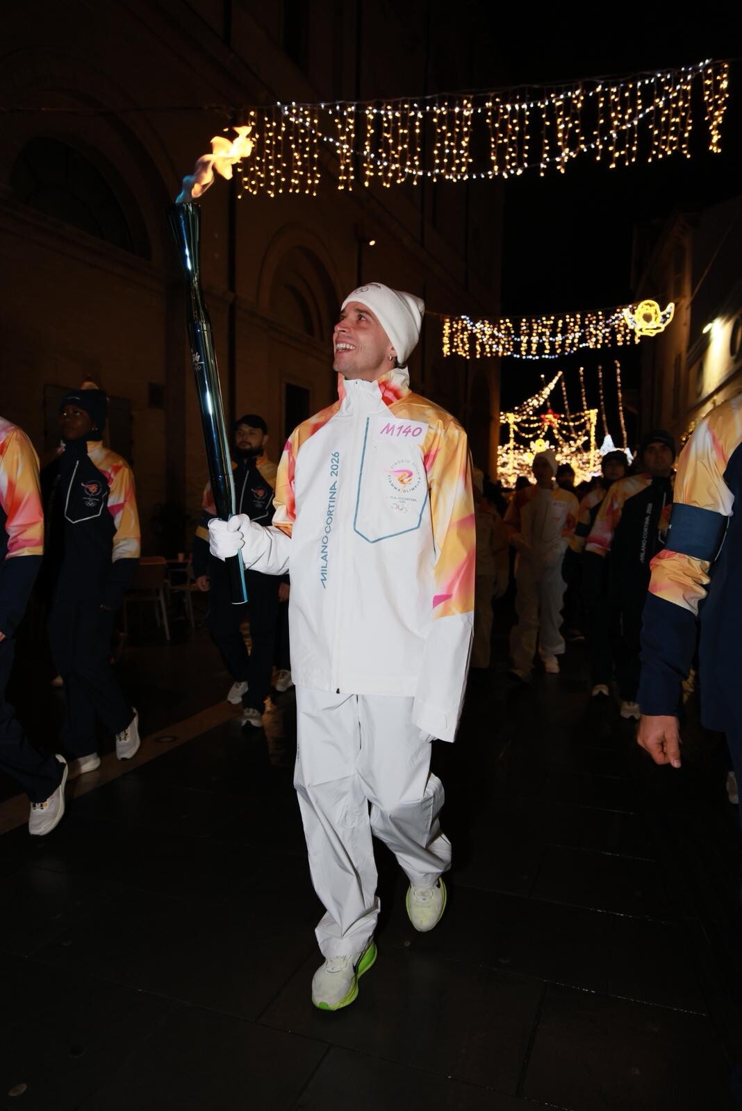 Marco Bezzecchi tedoforo per Milano-Cortina 2026: tutte le foto