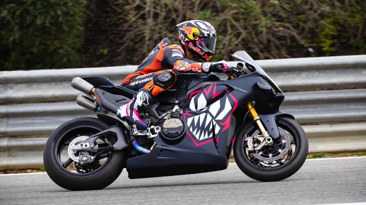 MotoGP, Bastianini si prepara a Jerez tra le Superbike