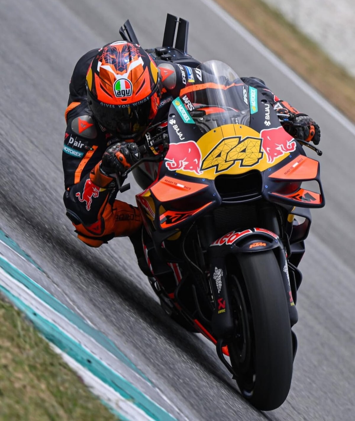 MotoGP, via ai test Shakedown a Sepang: le prime foto