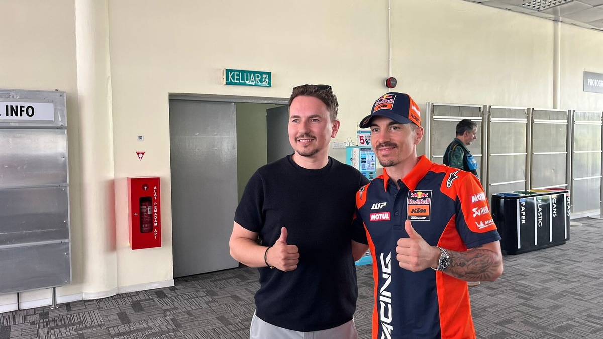 MotoGP, Lorenzo sulla Ducati: “Pensavo che Márquez avrebbe bloccato Acosta. Fossi Bagnaia...”