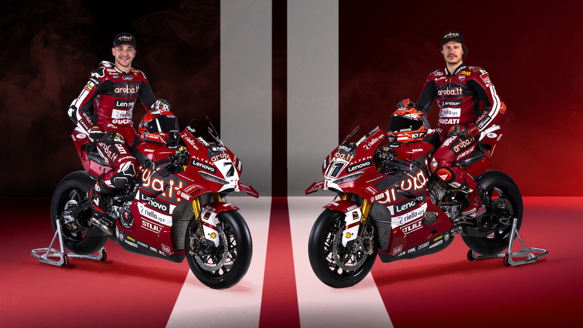 Superbike, ecco le Panigale V4R di Bulega e Lecuona