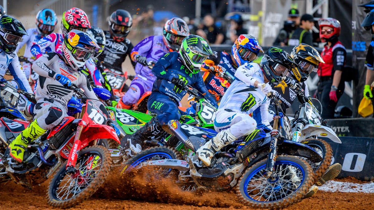 250SX: primo scontro diretto tra la costa Ovest e la Est