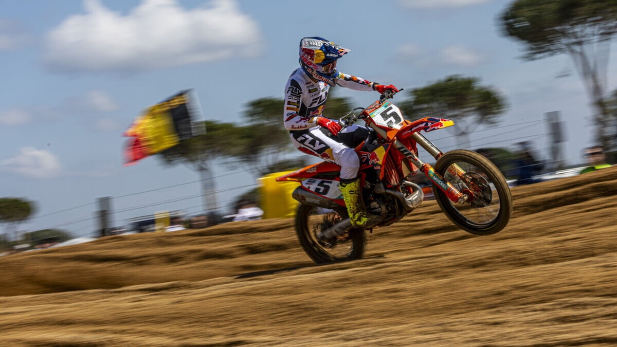 MXGP di Andalusia: Lucas Coenen domina gara uno