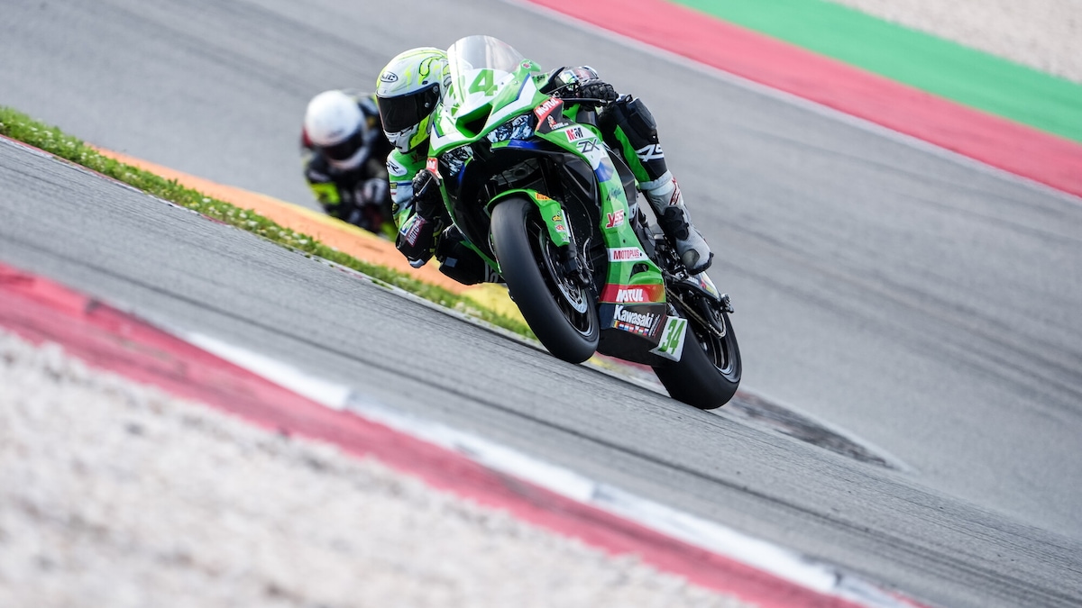 Sportbike, ai test di Portimão l'alba di una nuova era