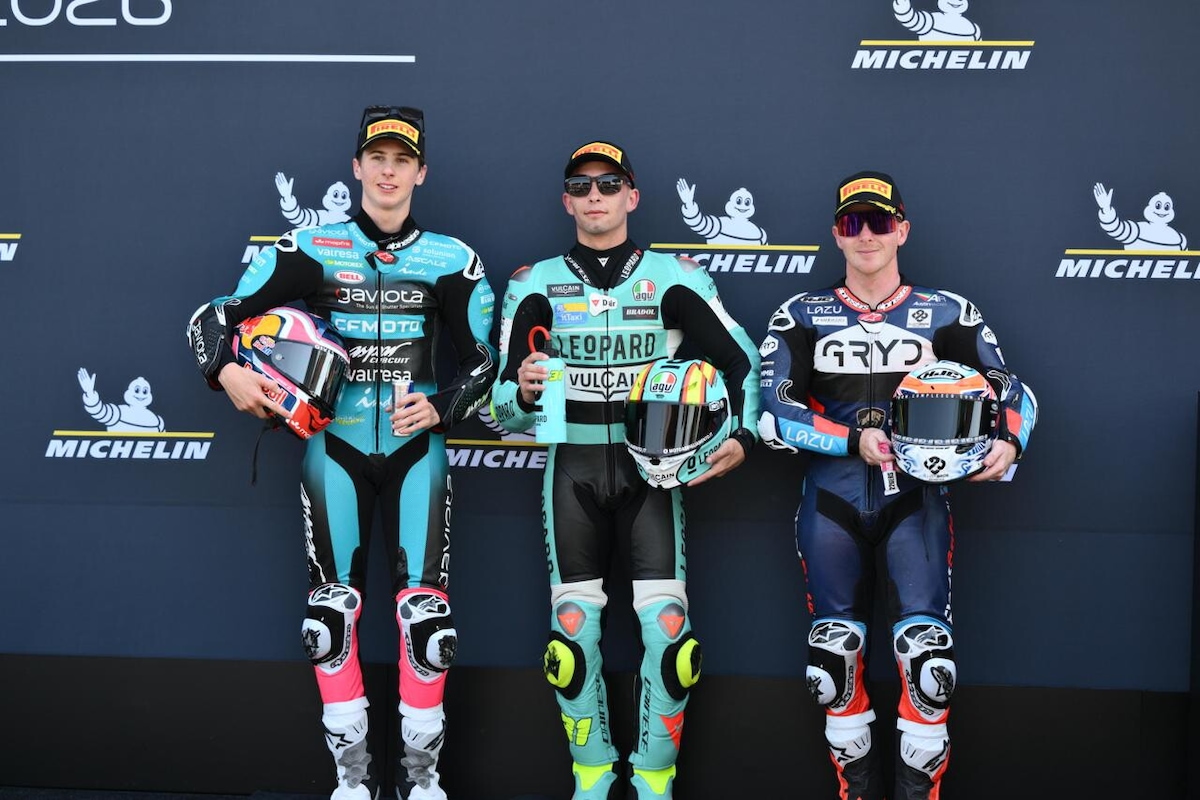 Moto3 Le Mans, pole position di Adrian Fernandez su Quiles. Caduta per Pini