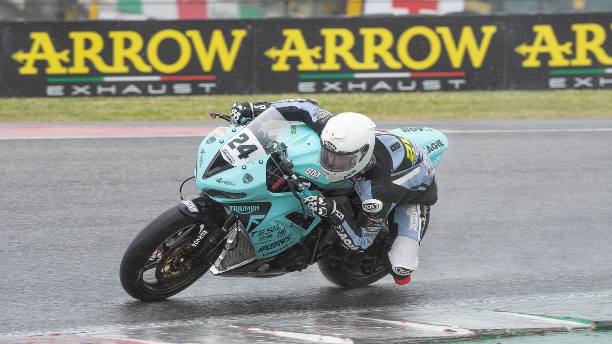 CIV Sportbike, la pioggia scombina i piani: Agazzi si prende Gara 2