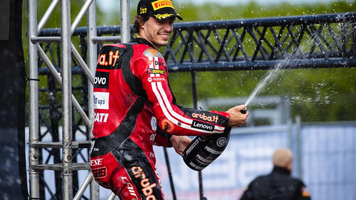 SBK Most, Bulega: “Geloso dei miei dati? No, è il metodo Ducati”