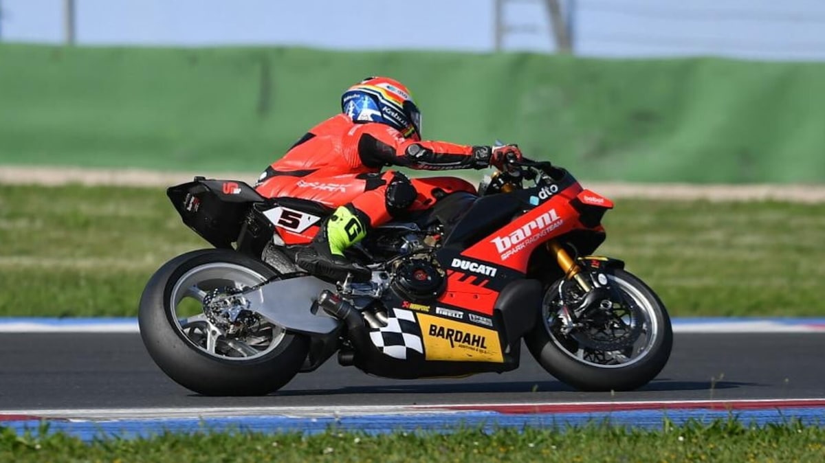 SBK, Misano Test: Barni porta in pista un nuovo forcellone realizzato da Suter