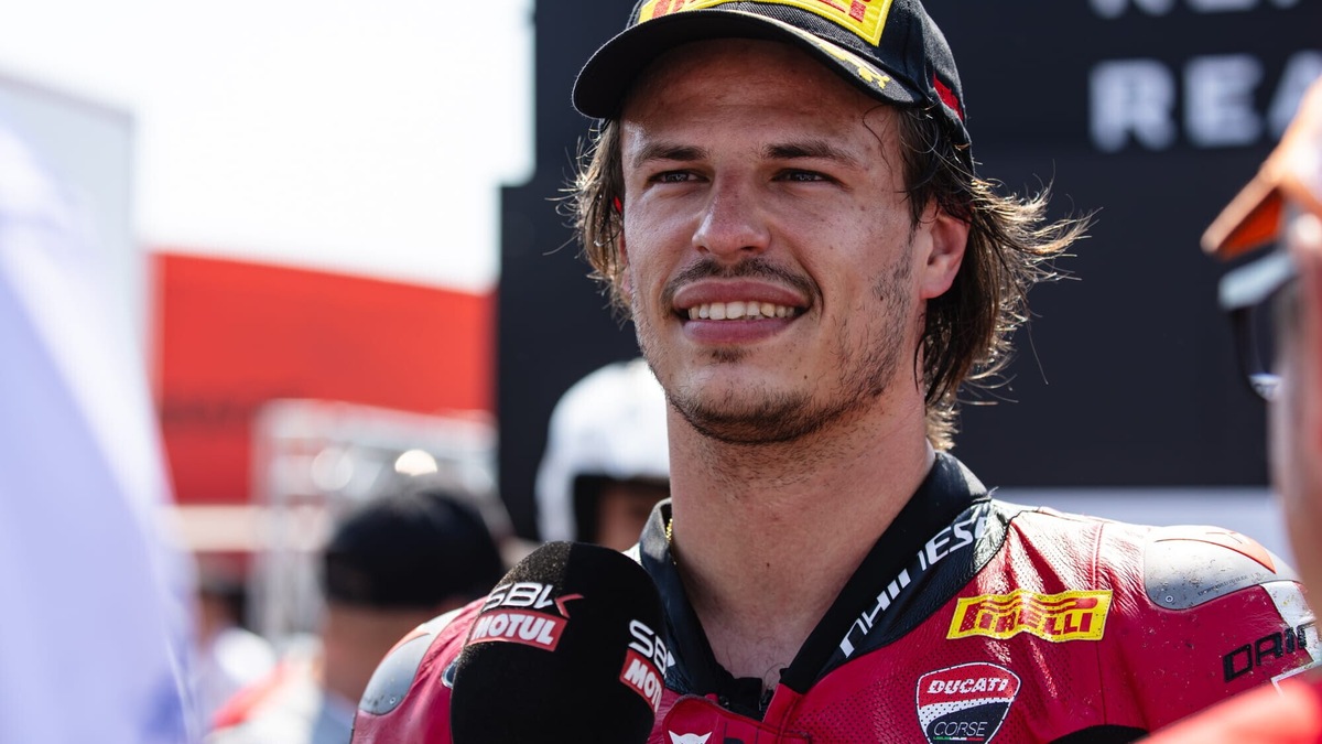 SBK Misano, Bulega: "Avete visto Lecuona in MotoGP? Non è vero che corro contro nessuno"