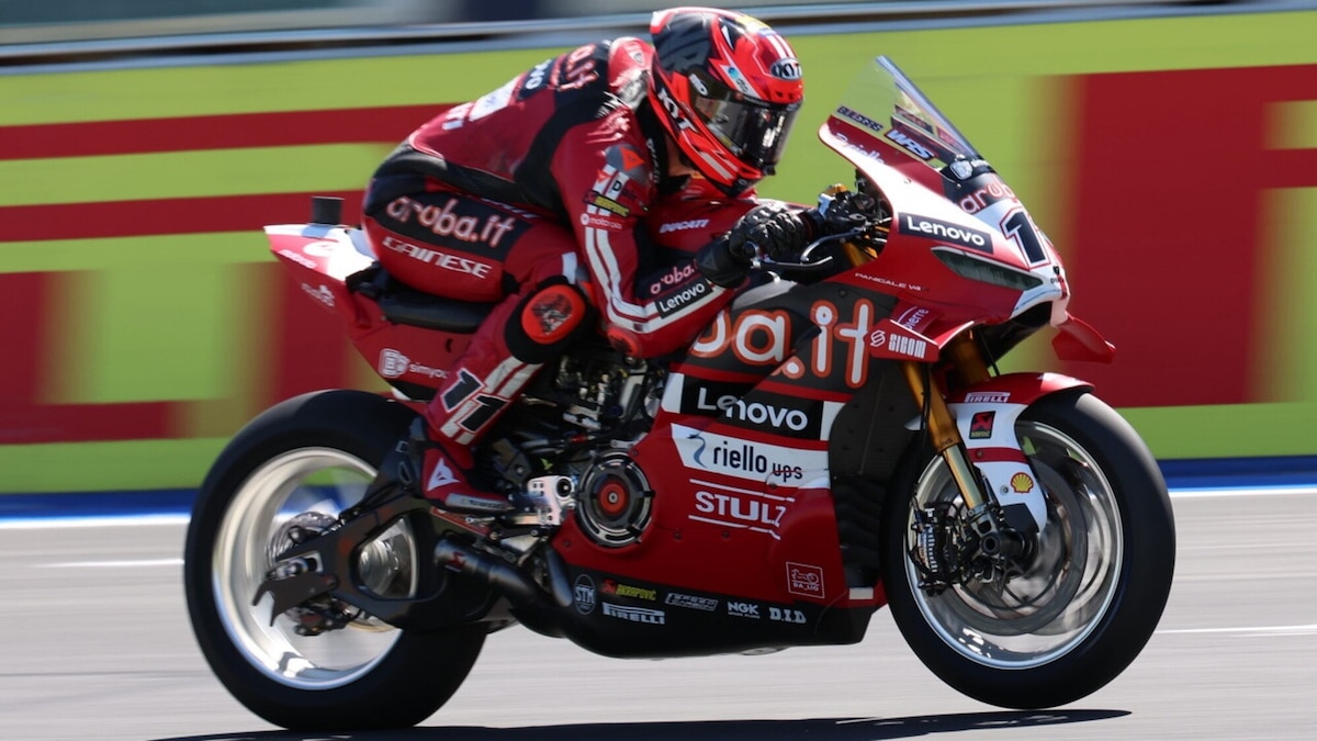 SBK Misano, FP1 andato... Aruba: Bulega e Lecuona padroni 