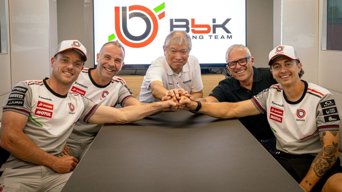 SBK, squadra che vuole vincere non si cambia: Bimota conferma Lowes e Bassani