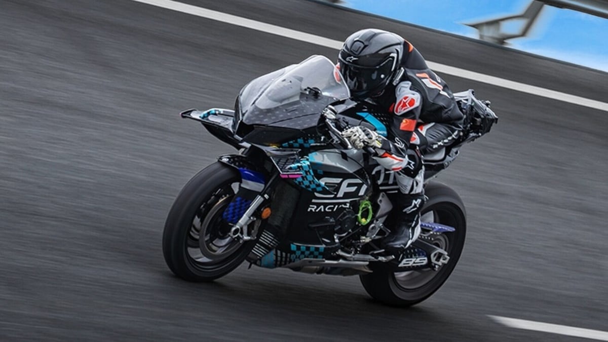 CFMOTO da record: la V4 SR-RR è la moto cinese più veloce di sempre